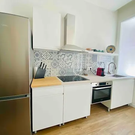 Chic Avec Terrasse, Lumineux Et Calme 1