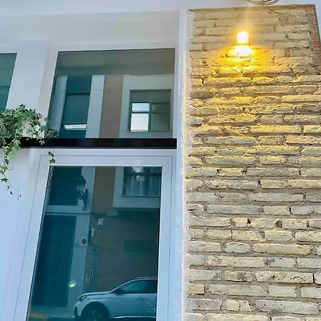 Apartment Chic Avec Terrasse, Lumineux Et Calme 1